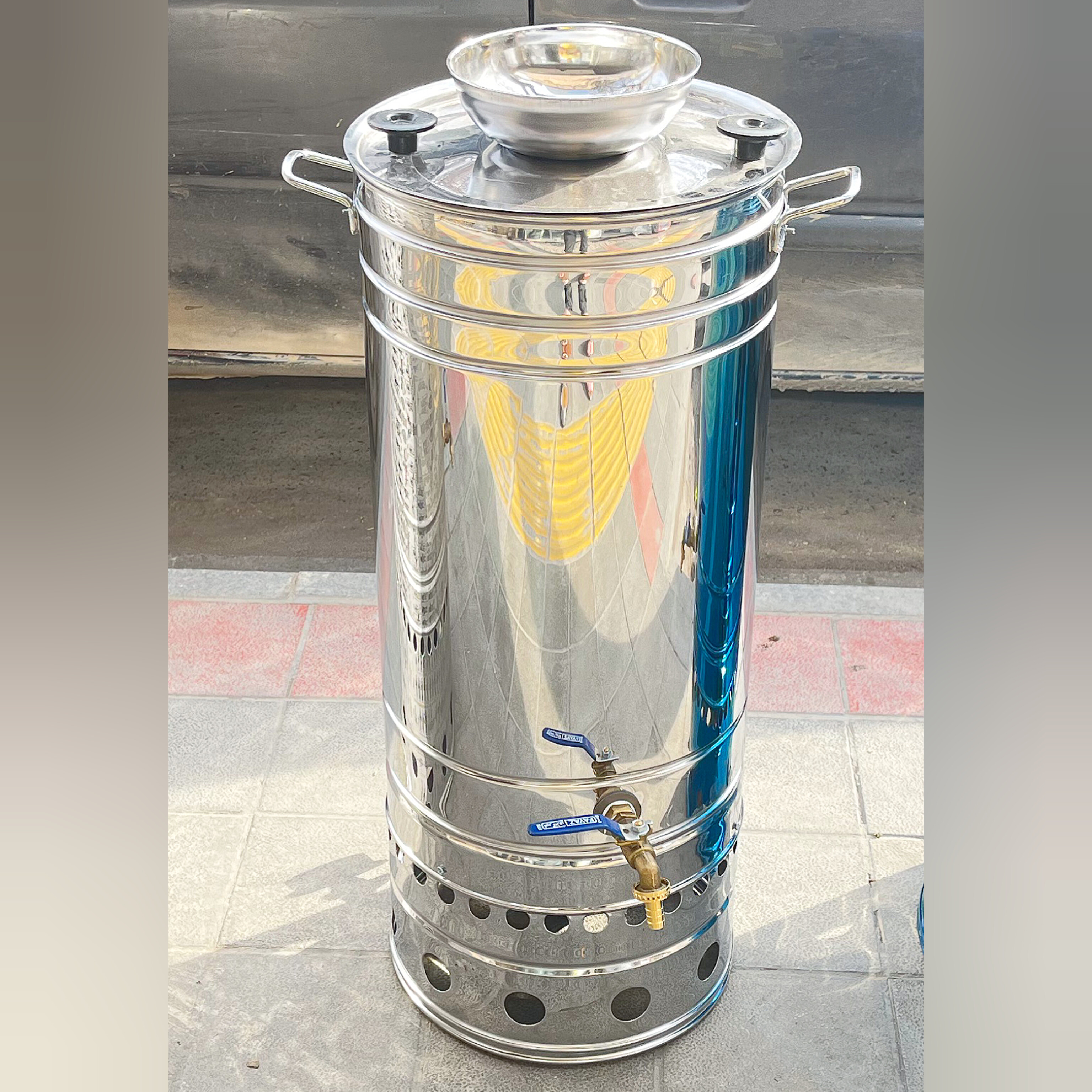 سماور استیل گازی هییتی تریموس سماور مجلسی 30 لیتری نقره ای صدرا استیل کار (پس کرایه)