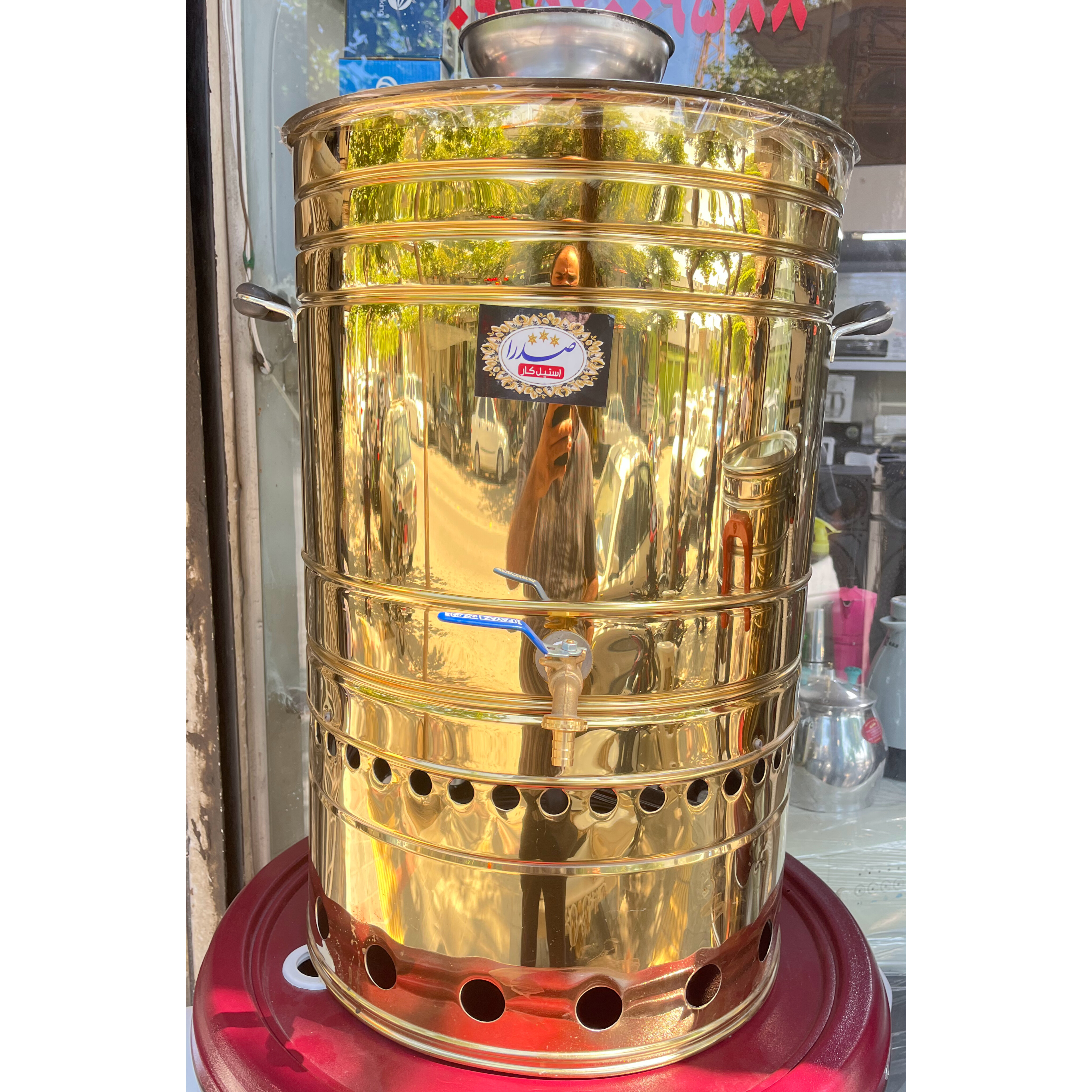 سماور گازی ۸۰ لیتری طلایی هییتی گازی مجلسی ورق ضخیم تر صدرا استیل کار